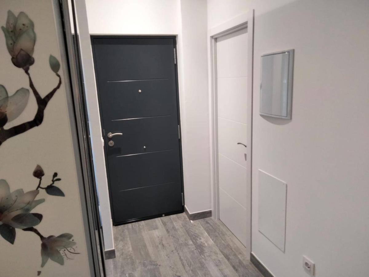 Loft La Calahorra Con Posibilidad De Aparcamiento Pregunta Por El Pack Mas Amor Córdova Exterior foto