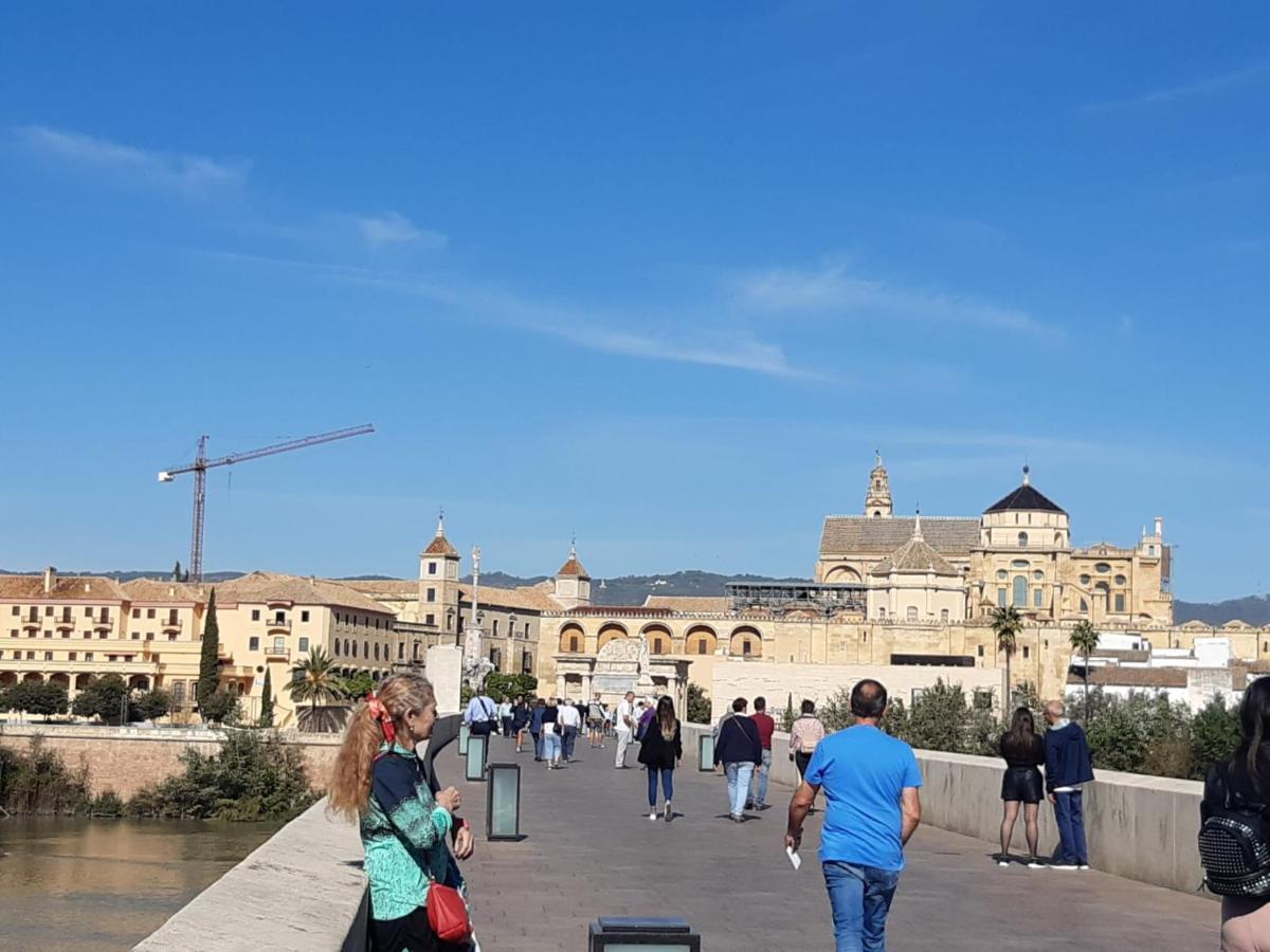 Loft La Calahorra Con Posibilidad De Aparcamiento Pregunta Por El Pack Mas Amor Córdova Exterior foto