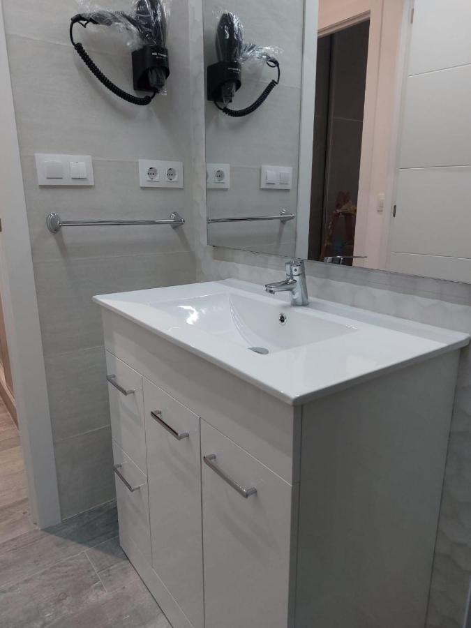 Loft La Calahorra Con Posibilidad De Aparcamiento Pregunta Por El Pack Mas Amor Córdova Exterior foto
