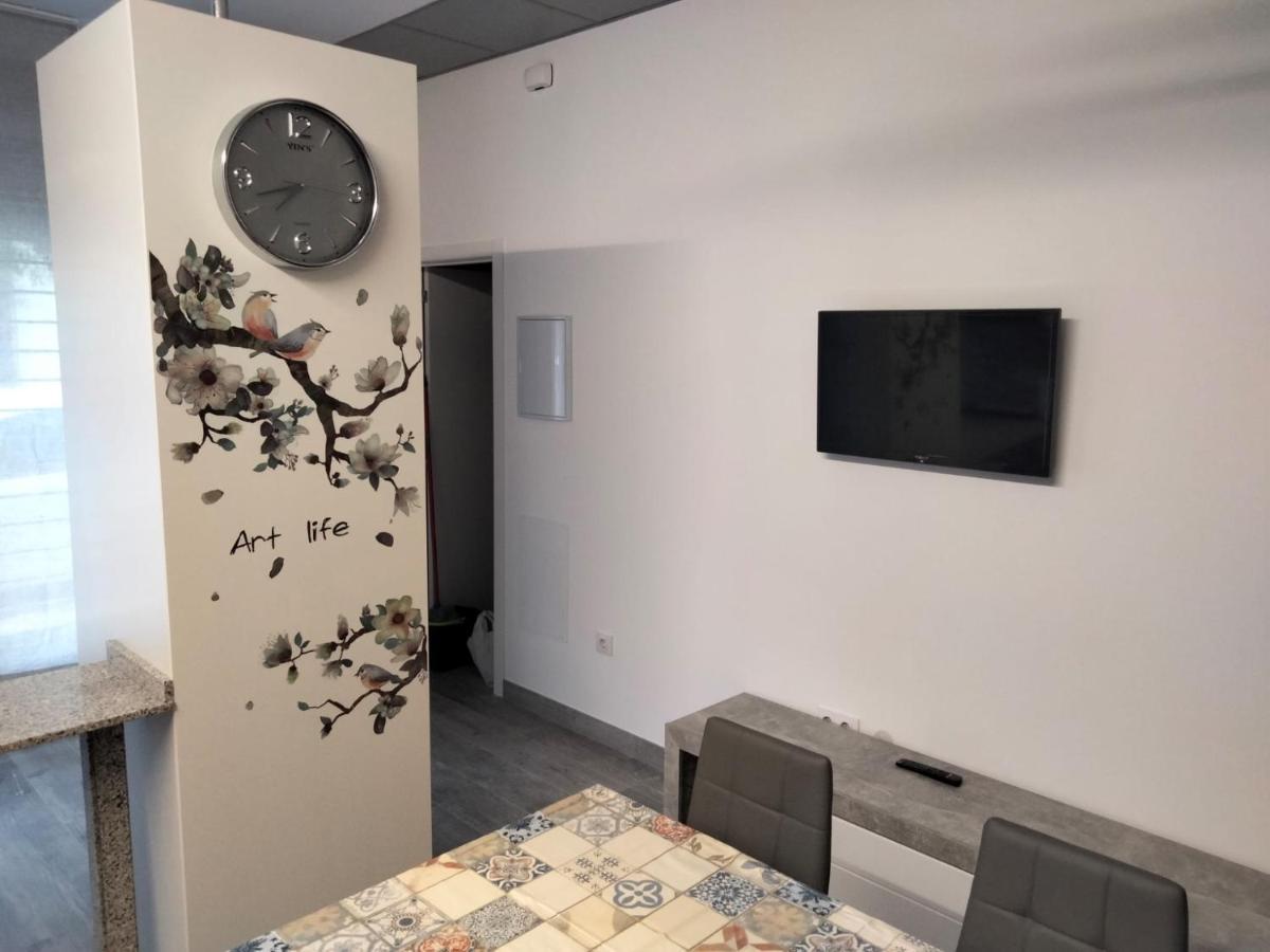 Loft La Calahorra Con Posibilidad De Aparcamiento Pregunta Por El Pack Mas Amor Córdova Exterior foto